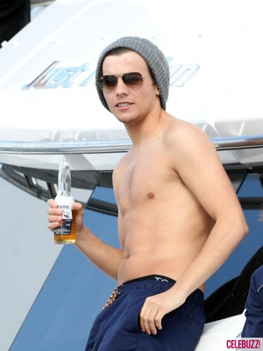 Lisa Picture One Direction Shirtless At Sydney