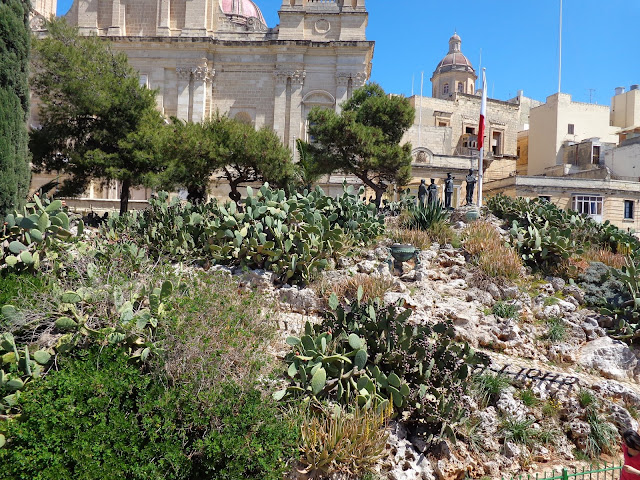 Юбилейный малютка-отчет: круиз на Costa Favolosa, апрель 2013