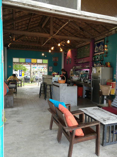 4 Monkeys Coffee Bar