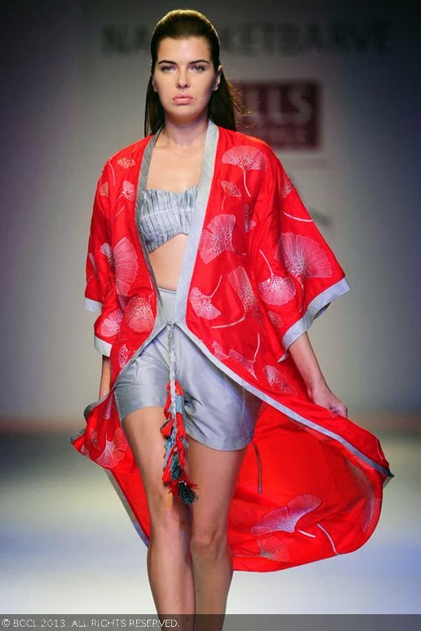 Katrina flaunts a creation by fashion designer Nachiket Barve on Day 1 of Wills Lifestyle India Fashion Week (WIFW) Spring/Summer 2014, held in Delhi.