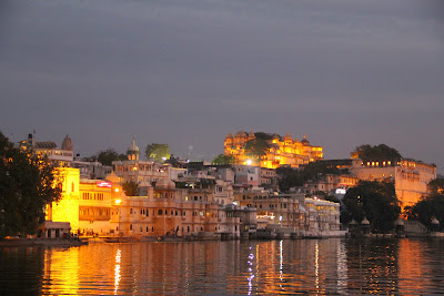 Norte de la India / 1 mes / mujer sola / una palabra: INTENSO - Blogs de India - UDAIPUR. 10 febrero. La ciudad de los lagos! (18)
