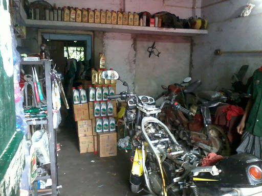 Kamini Auto Center, Castrol Bikepoint, Khari Beria East, Bishnupur, Kanyanagar, Kolkata, West Bengal 743503, India, Motorbike_Shop, state WB