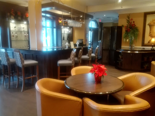 Le St-Martin Hotel & Suites