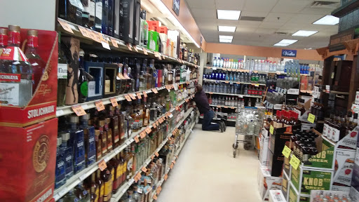 State Liquor Store «NH Liquor & Wine Outlet», reviews and photos, 10 Benning St, West Lebanon, NH 03784, USA