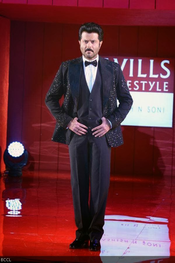Anil Kapoor walks the ramp during the grand finale of the Wills Lifestyle India Fashion Week (WIFW) Spring/Summer 2014, held in Delhi.(Pic: Viral Bhayani)