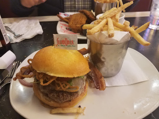 American Restaurant «Silver Diner», reviews and photos, 8101 Fletcher St, McLean, VA 22102, USA