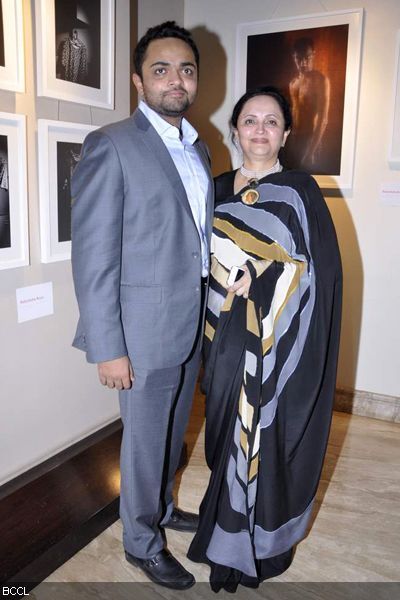 Graceful Kalpana Shah (R) during a photo exhibition, held at Tao art gallery in Mumbai on February 1, 2013. (Pic: Viral Bhayani)