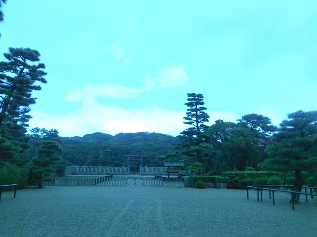 Mausoleum of Emperor Nintoku