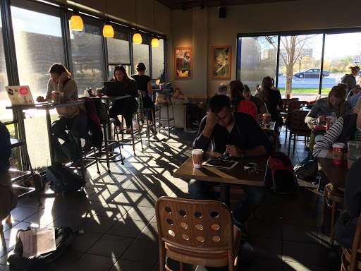 Coffee Shop «Starbucks», reviews and photos, 2370 Fountain Square Dr c, Lombard, IL 60148, USA