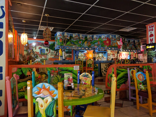 Mexican Restaurant «Little Mexico», reviews and photos, 211 E Main St, Crawfordsville, IN 47933, USA
