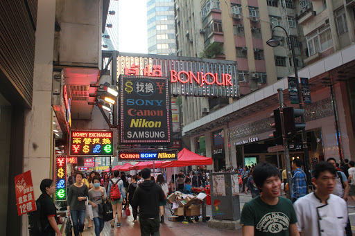 Bonjour