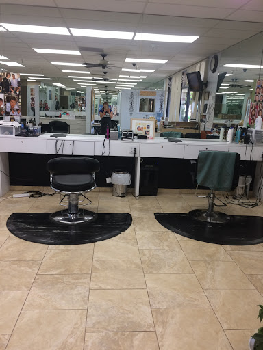 Kim's Salon - Hair Salon in Roseville