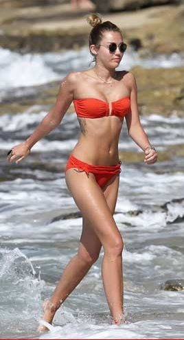 Miley Cyrus, bikini, hawai, topless