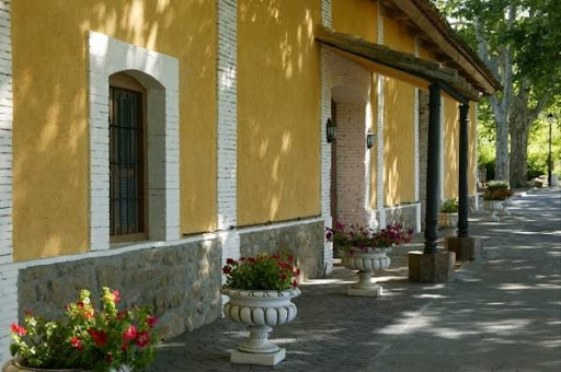 Resultado de imagen de bodegas lalanne