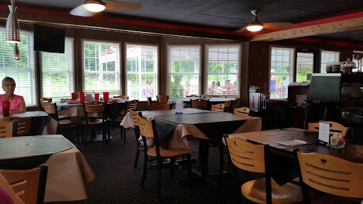 American Restaurant «The Galley Restaurant at Edgar Evins Marina», reviews and photos, 2100 Edgar Evins State Park Rd, Silver Point, TN 38582, USA