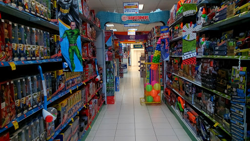 Julio Cepeda, Blvd. Adolfo López Mateos Ote 2518, Centro Comercial, 37530 León, Gto., México, Tienda de juguetes | GTO