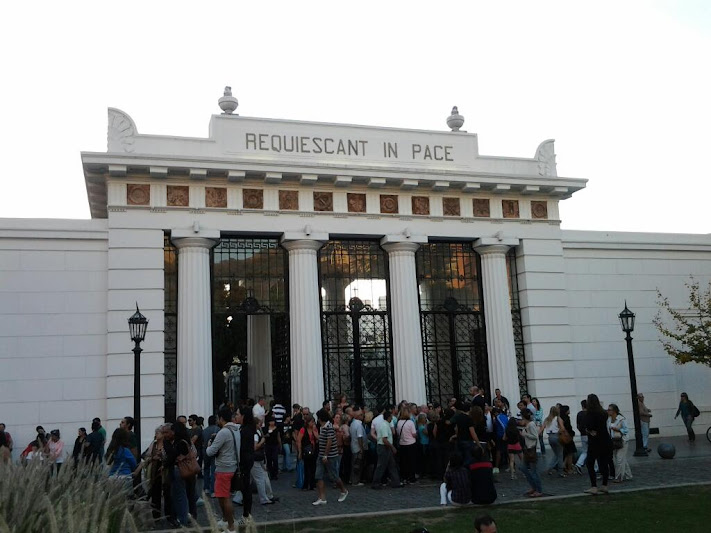 Buenos Aires Cementerio+de+la+Recoleta