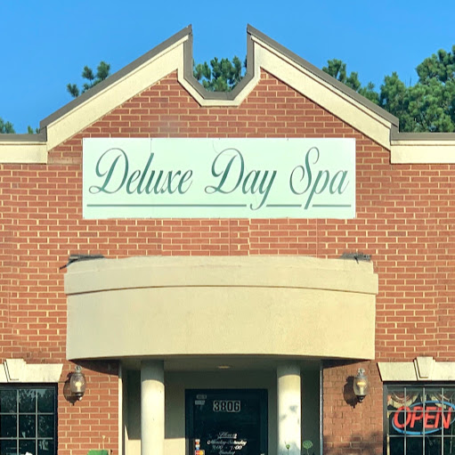 Deluxe Day Spa Salon & Waxing logo