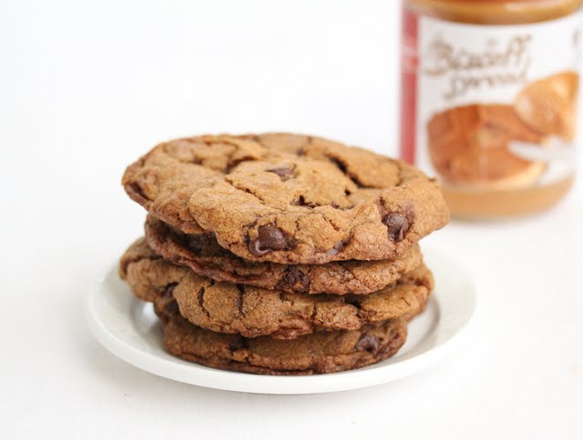 photo of a stack of cookies