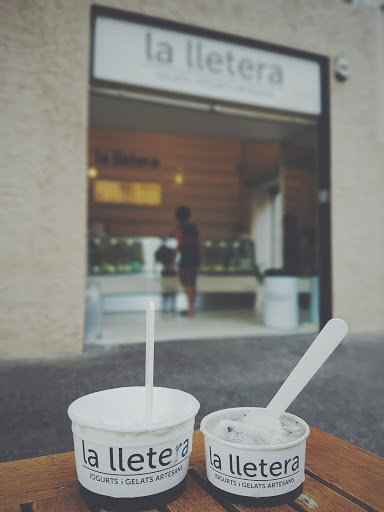 La Lletera gelats i iogurts artesans