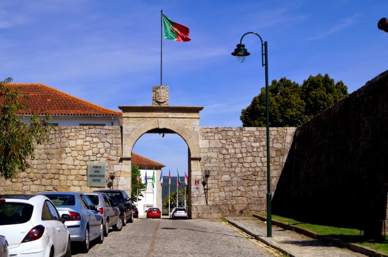 Descubre conmigo el Norte de Portugal - Blogs de Portugal - 14/08- Chaves y Braga: De un puente romano y mil y una iglesias (7)