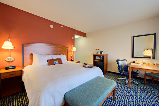 Hampton Inn & Suites Ridgecrest