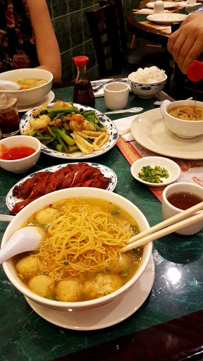Cantonese Restaurant «Miu Kee Cantonese Cuisine», reviews and photos, 6653 Arlington Blvd, Falls Church, VA 22042, USA
