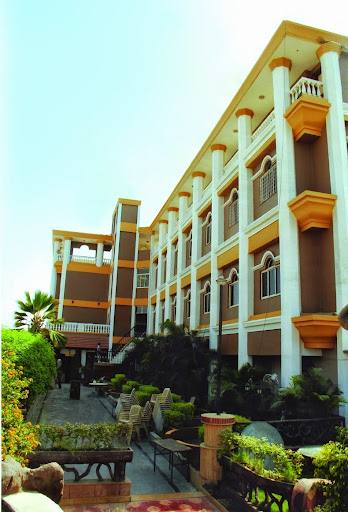 Hotel Chandralok, Airport Road, Gandhi Nagar, Nanded, Maharashtra 431601, India, Indoor_accommodation, state MH