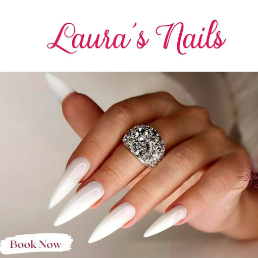 Laura's Nails logo