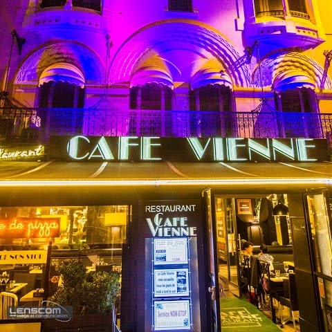 Café Vienne logo