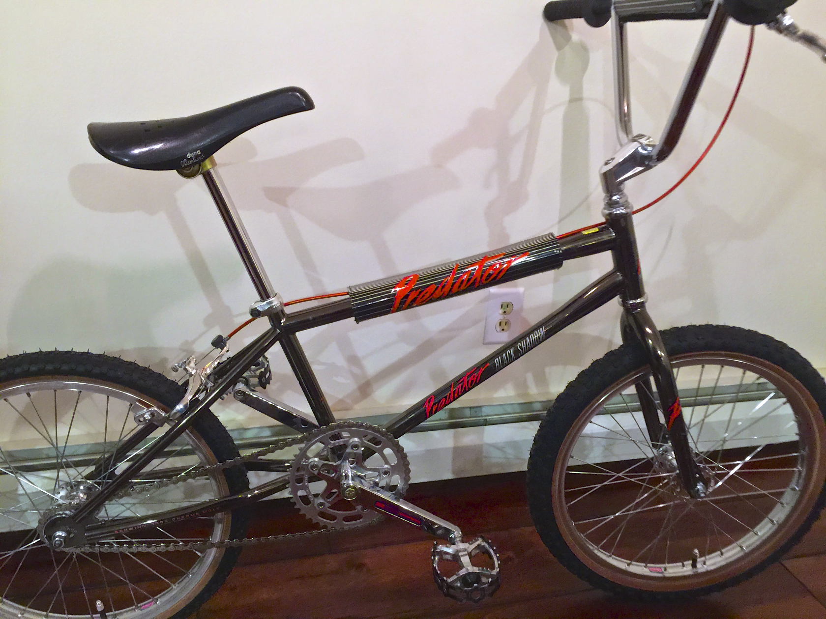 Schwinn predator 2024 black shadow