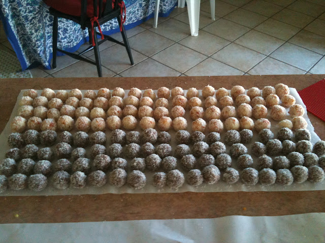 Christmas Spiced Rum Balls and Apricot Balls (Photo by Frances Wright)
