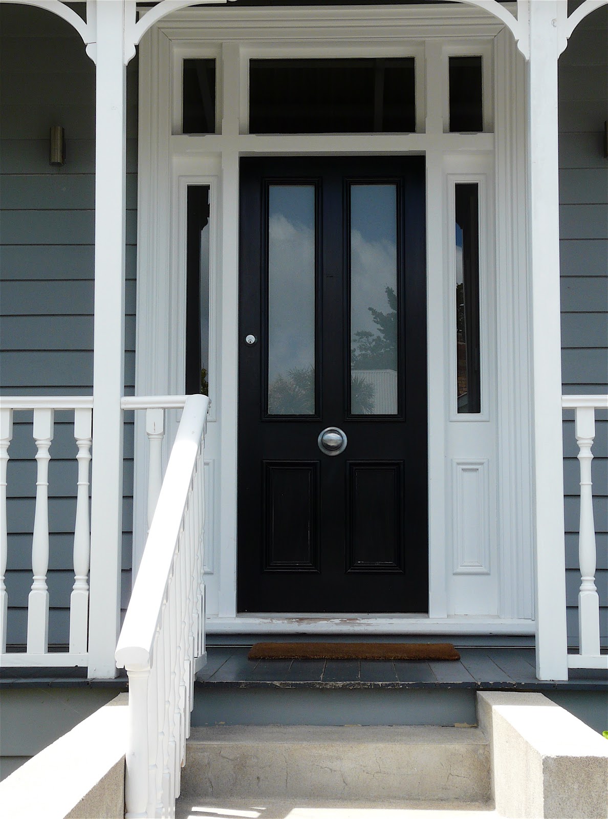 My Villa Life: Door love...