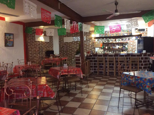 The Salty Ceasar Gilmar Bar Restaurant, Calle Francisco I Madero 418, Emiliano Zapata, 48380 Puerto Vallarta, Jal., México, Restaurante bufé | JAL