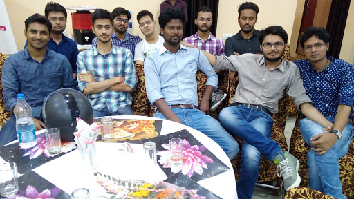 United Colors Of Benetton, Kalambagh Rd, Pokhraira, Muzaffarpur, Bihar 842001, India, Mobile_Phone_Shop, state BR