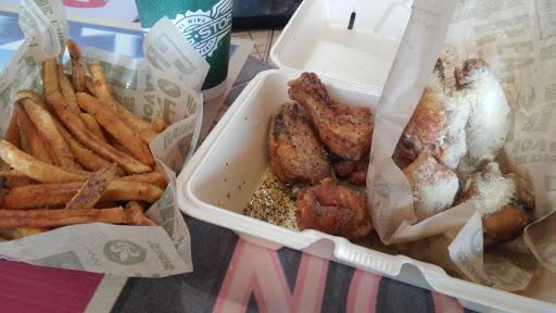 Chicken Wings Restaurant «Wingstop», reviews and photos, 9164 Overland Plaza, Overland, MO 63114, USA