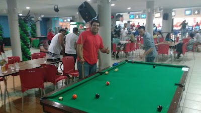 Photos of Amazon Bowling - Adrian&oacute;polis