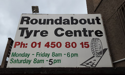 Roundabout Tyre Centre logo