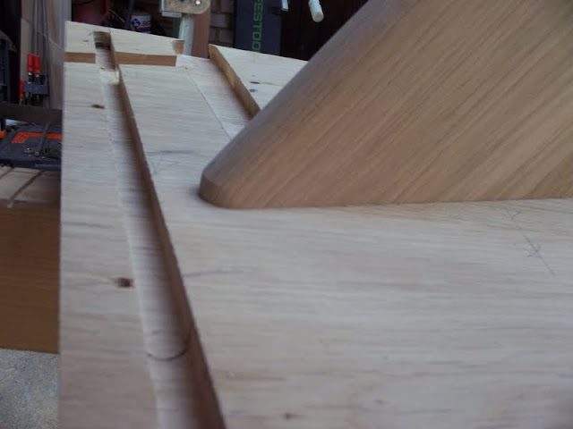 T&G Wooden Riser Block Large