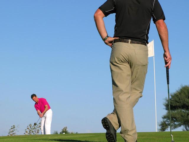 Trải nghiệm đánh golf của người mới chơi