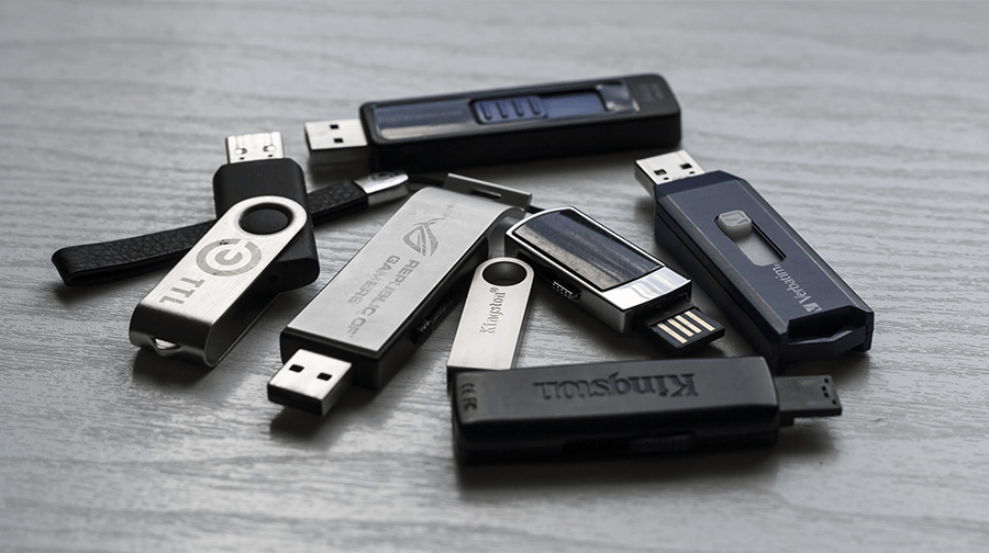 Security Risk? USB Drives in the Workplace | TitanFile