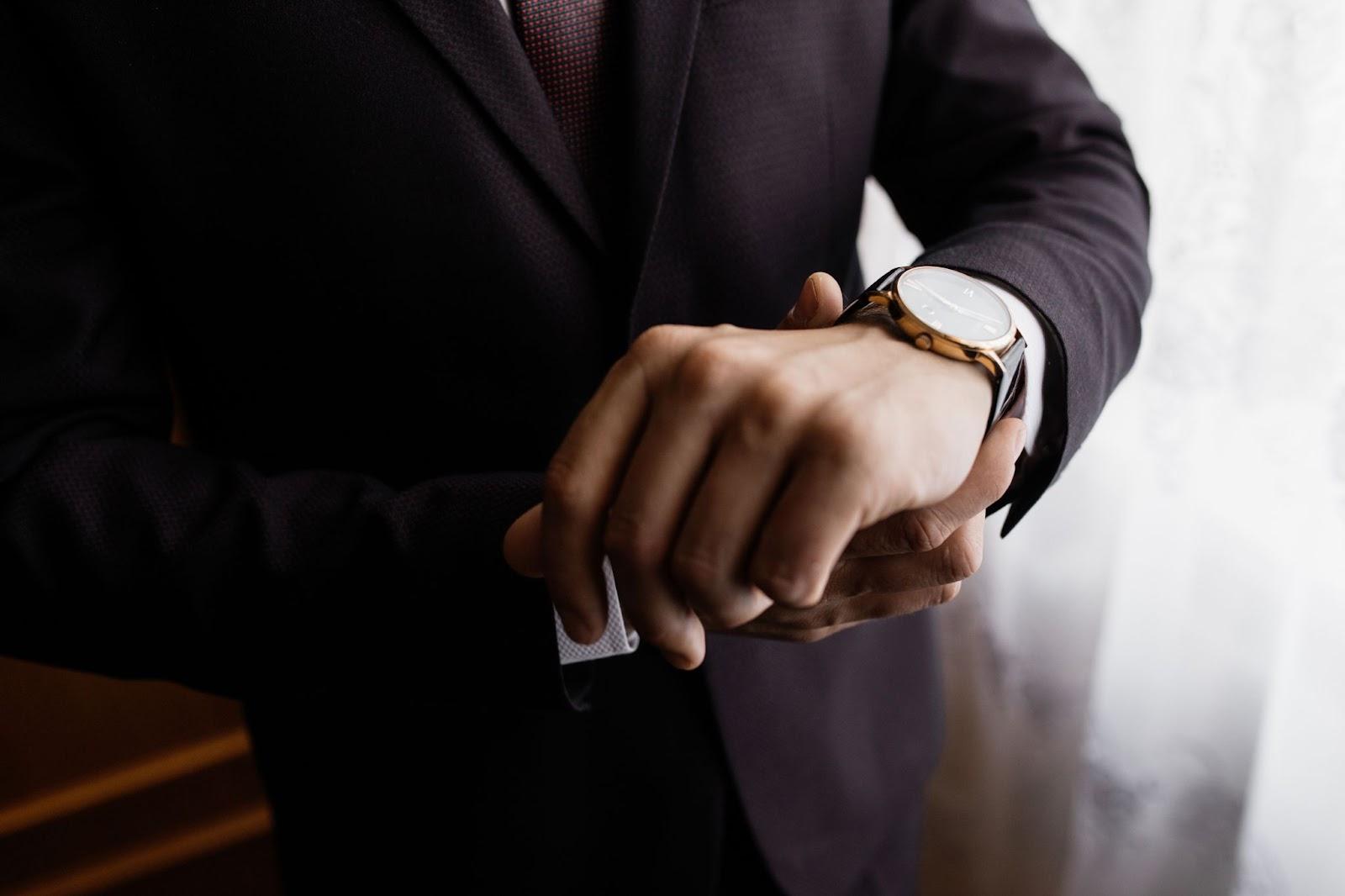 A close-up of hands shakingDescription automatically generated with medium confidence