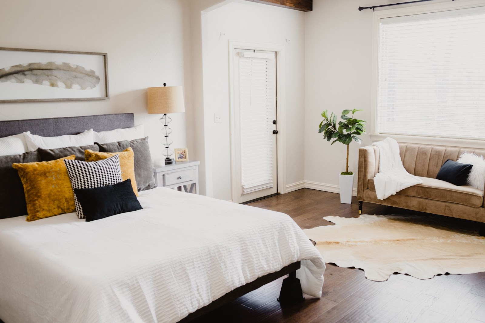 Neutral bedroom that has been staged with no clutter.