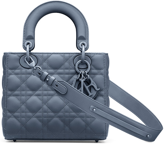 Review] Lady Dior Ultra Matte My Abcdior Bag - Chiếc Túi Truyền Tải Thông  Điệp Cá Nhân Sâu Sắc - Centimet.Vn