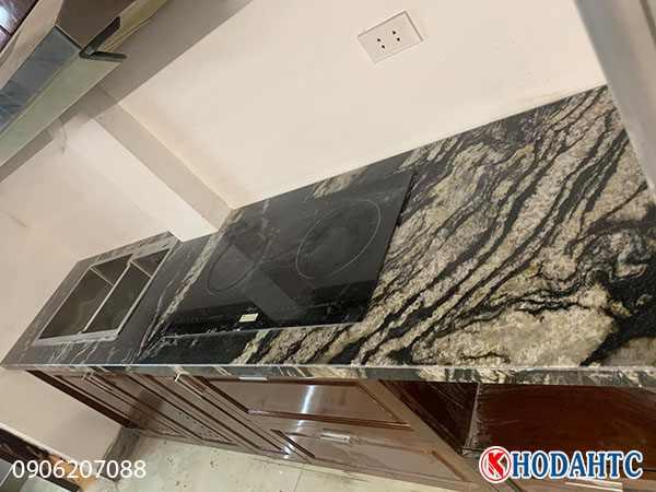 Mặt đá bếp được sử dụng đá nhân tạo Vicostone 0jrkrcKZBHHDN-TIZNbhTTYKL0Ld1VtmJZuWI9zRmVytTTq_JxLuSmuFmu1Oo4m3eVgibmXgWKuMYzFcjqGoSfHB4rkPrEeg7EopfaZpBAFAhdpvSXgDH27jvMLss5D_AE1BVbk