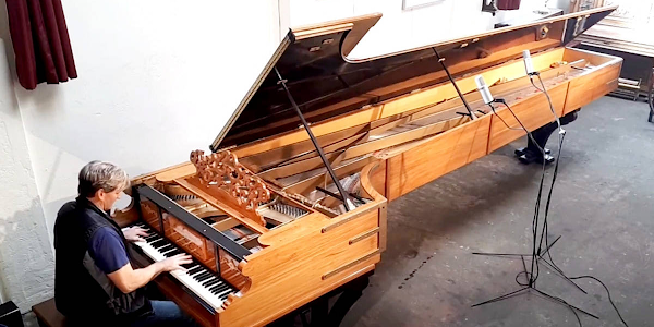 What brand of digital piano should I buy