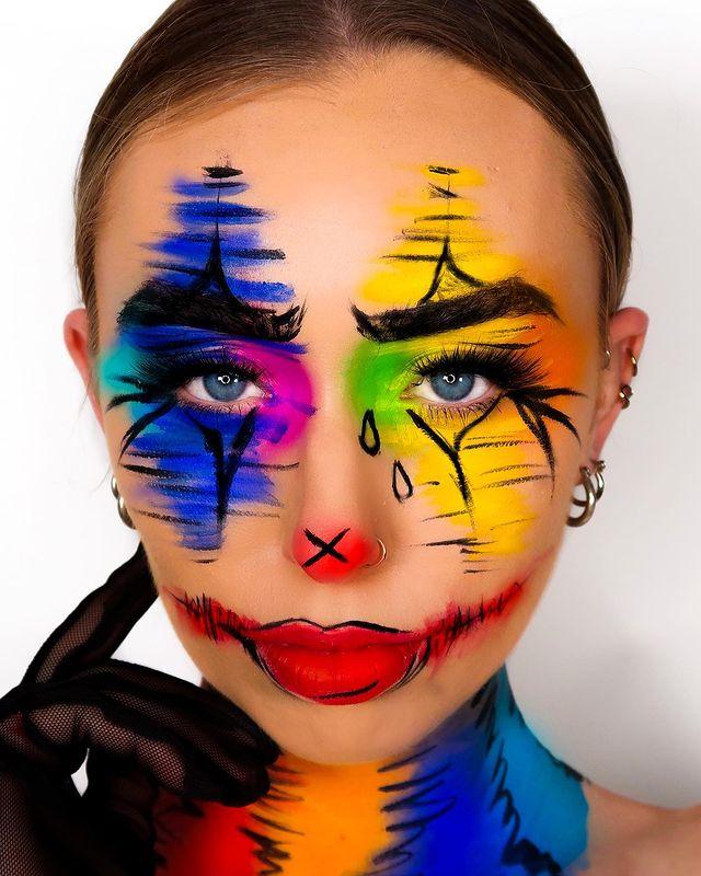  Pop Art Clown Makeup