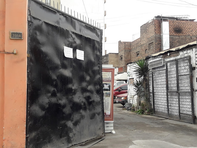 Opiniones de Estacionamiento Playa El Encuentro en Lince - Aparcamiento