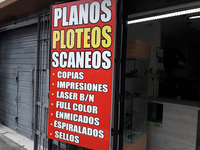 Av. Arenales 2145, Lince, Lima 15073, Perú