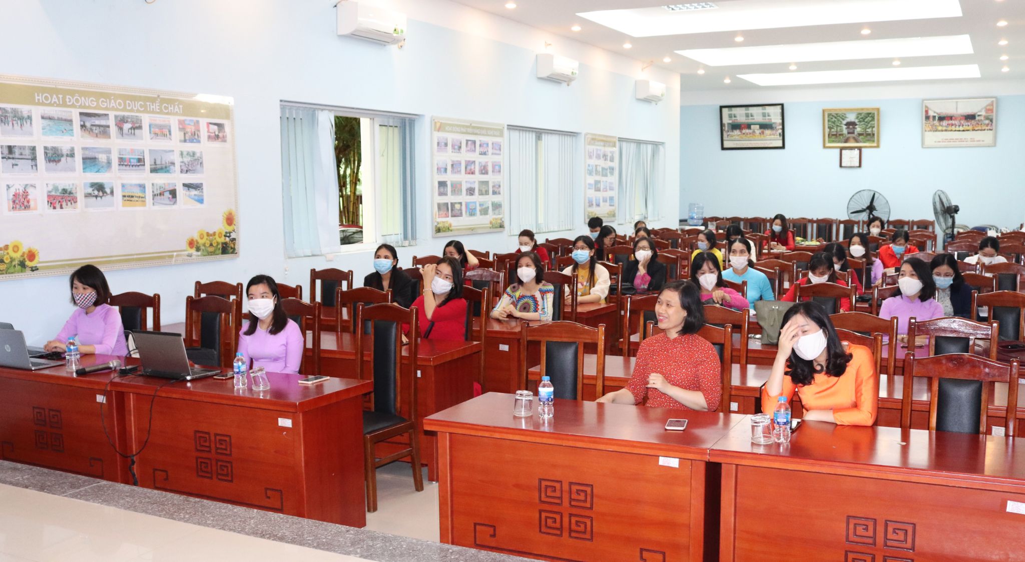 Nhấn vào ảnh để phóng to